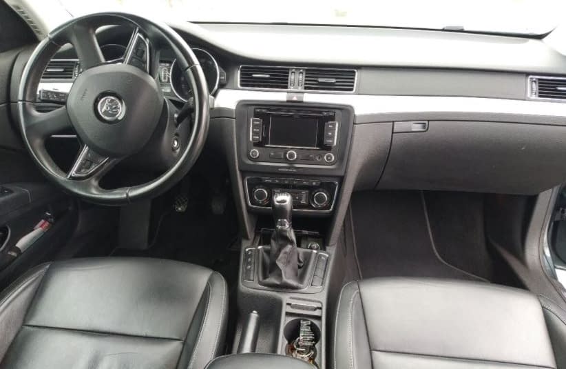 Škoda SUPERB combi 1.6 TDI 6st manuál, ťažné zariadenie, Mesačná splátka 144€ akontácia od 0€