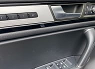 Volkswagen Touareg II 3.0 V6 TDI 240k BMT Premium 4XMOTION . Mesačna splátka 390 e . Akontacia 10 % .