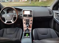 Volvo XC60 D3 2.0L Drive-E Luxury Geartronic , Mesačná splátka 320 € . Akontácia 10 € .