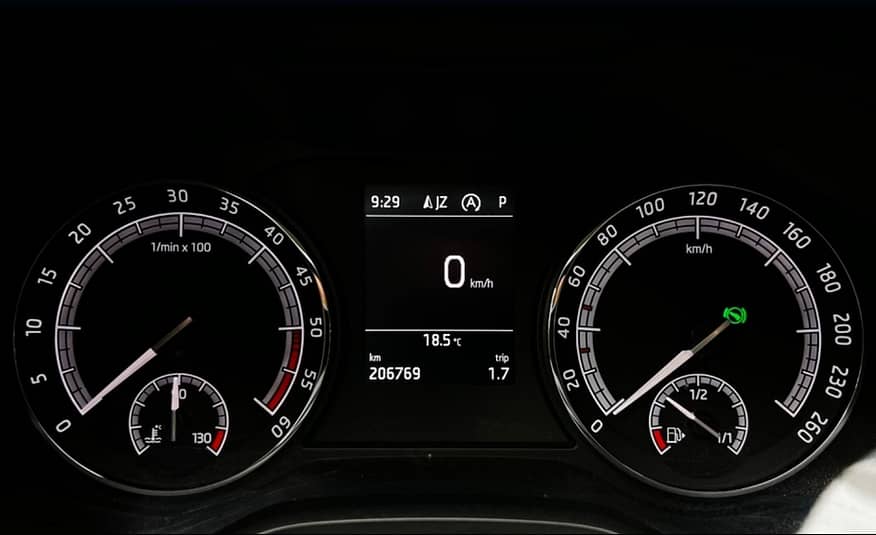 Škoda Karoq 1.6 TDI Live DSG Mesačna splátka 276 e , akontácia 0 .