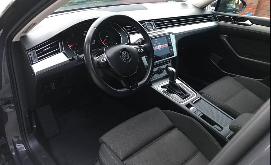 Volkswagen Passat Variant 2.0 TDI BMT Comfortline DSG . Mesačná splátka 298 E . Akontacia 0 E .