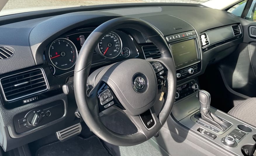 Volkswagen Touareg II 3.0 V6 TDI BMT 4MOTION . Mesačná splátka 422 € . Akontácia 10 % .