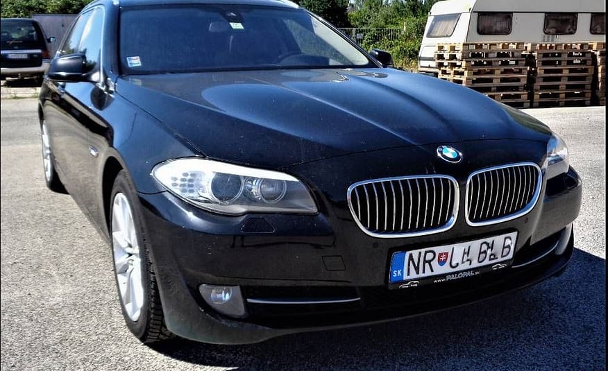 BMW Rad 5 Touring 535d xDrive . Mesačná splátka 210€ . Akontácia 0 € .