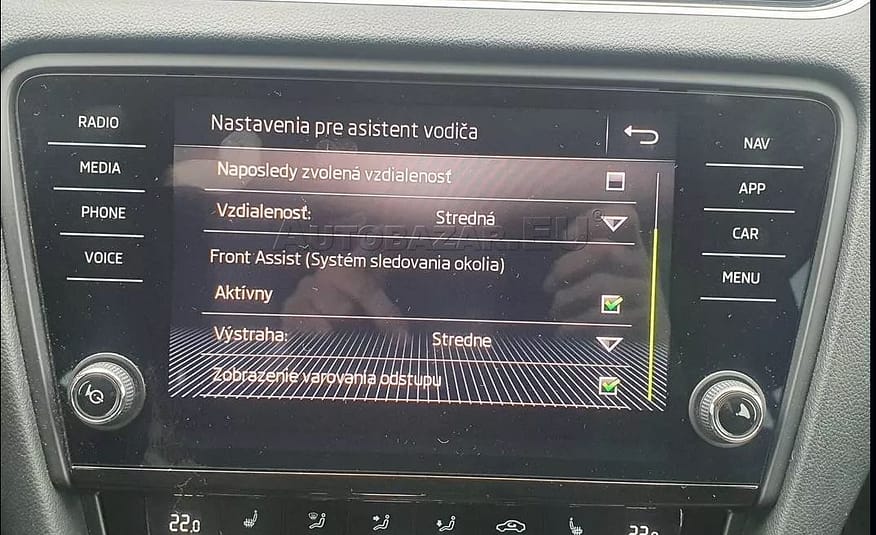 Škoda Octavia Combi 2.0 TDI 184k Style DSG 4×4 EU6 . Mesačná splátka 275 € . Akontácia 0 € .