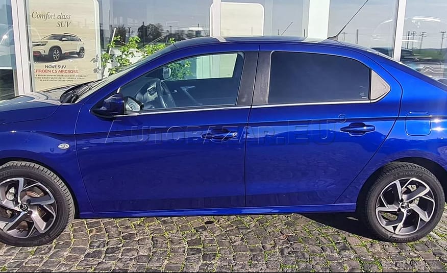 Citroën C-Elysée BlueHDi 100 Shine . Mesačná splátka 165 € . Akontácia 0 € .