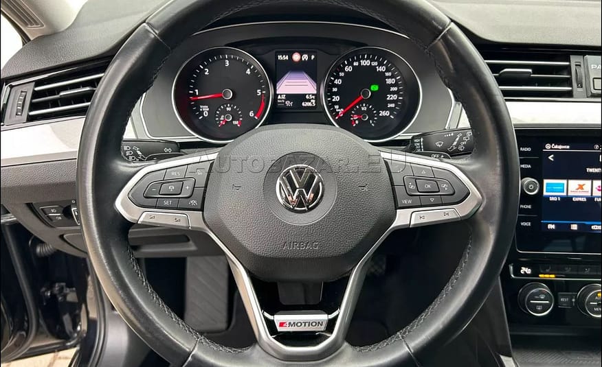 Volkswagen Passat Variant 2.0 TDI Business 4Motion DSG . Mesačná splátka 292 € . Akontácia 10 % .